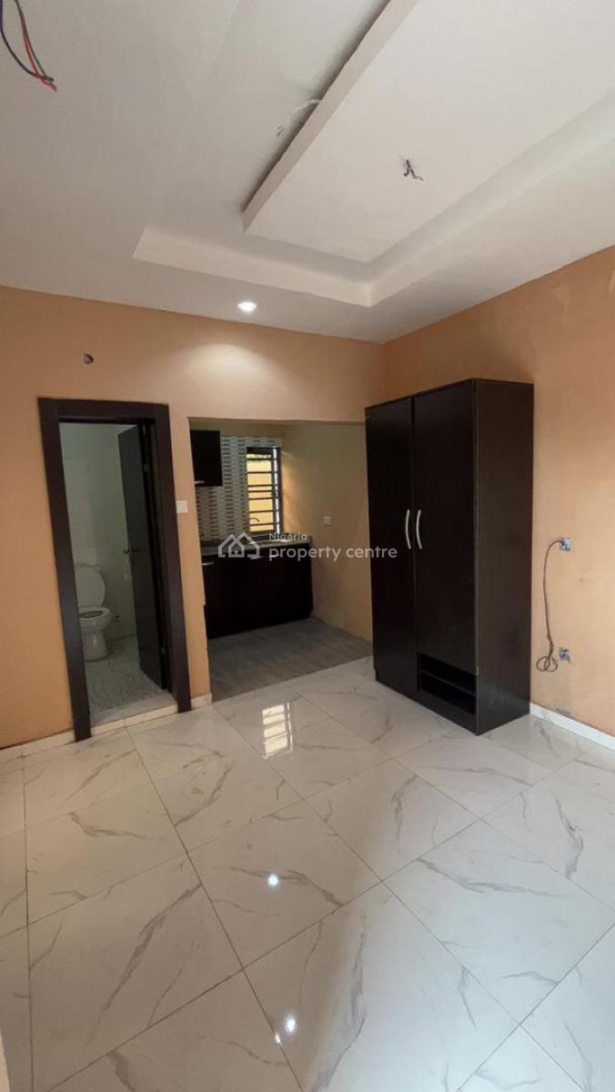 Room Self Contained, Lekki Gardens 11,  Abraham Adesanya, Ajah, Lagos, Self Contain (single Rooms) for Rent