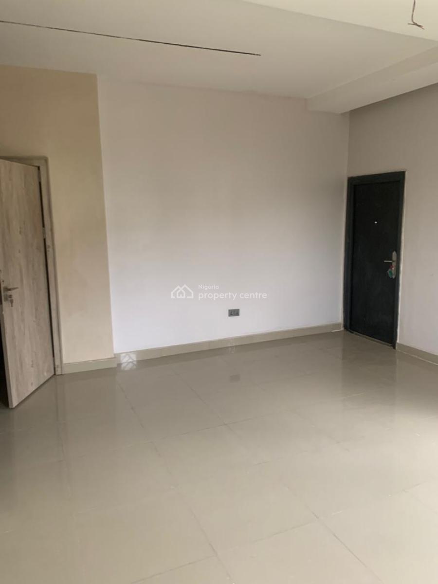 Very Clean 2bedrooms Office Use in Wuye Tarred and Serene Environmen, Wuye, Abuja, Flat / Apartment for Rent