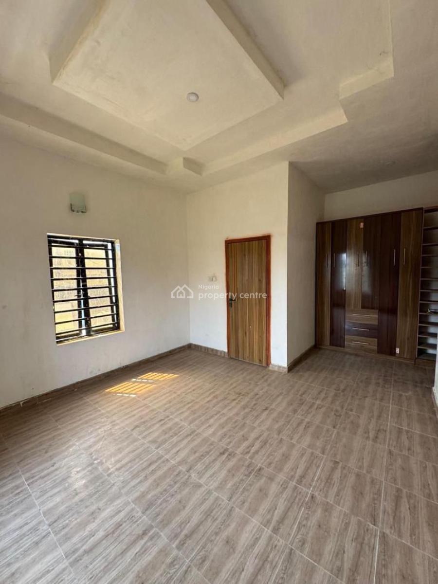 Nicely Built 3 Bedroom Apartment with Range of Amenities, Gbagada, Lagos, Flat / Apartment for Sale