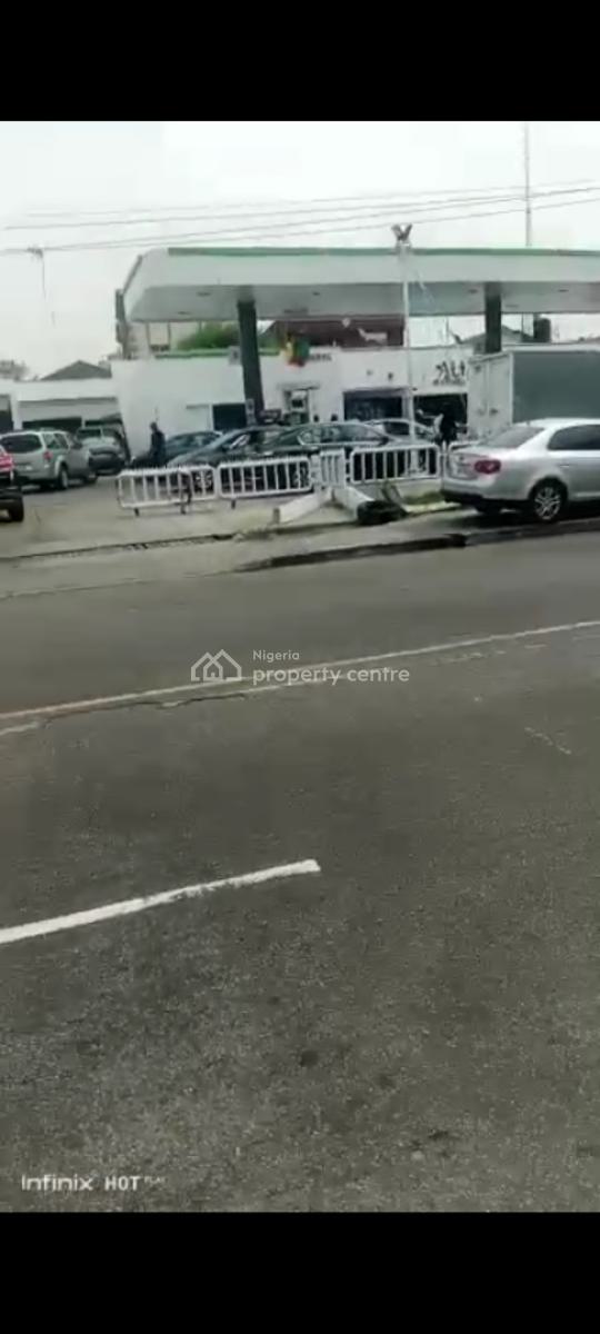Filling Station, Ikoyi, Ikoyi, Lagos, Filling Station for Sale