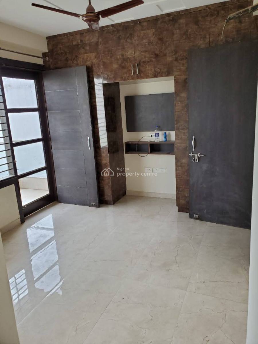 a Room Self Contain Apartment, Surulere, Lagos, Flat / Apartment for Rent