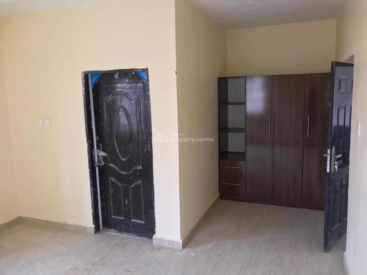 a Brand New 2 Bedroom Apartment in a Sweet Location, 3rd Avenue Main Gwarinpa, Gwarinpa, Abuja, Flat / Apartment for Rent