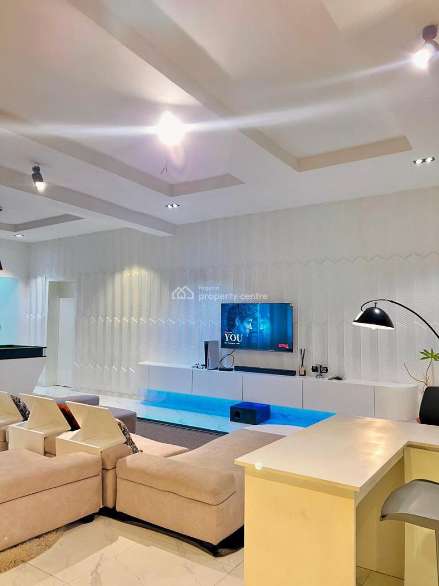 Cute 2 Bedrooms Apartment + Ps5 + Snooker + Board Games + Guitar + Power Bike, Meadow Hall Way, Ikate, Lekki, Lagos, Flat / Apartment Short Let
