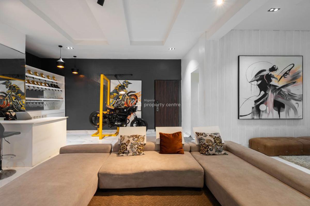 Cute 2 Bedrooms Apartment + Ps5 + Snooker + Board Games + Guitar + Power Bike, Meadow Hall Way, Ikate, Lekki, Lagos, Flat / Apartment Short Let