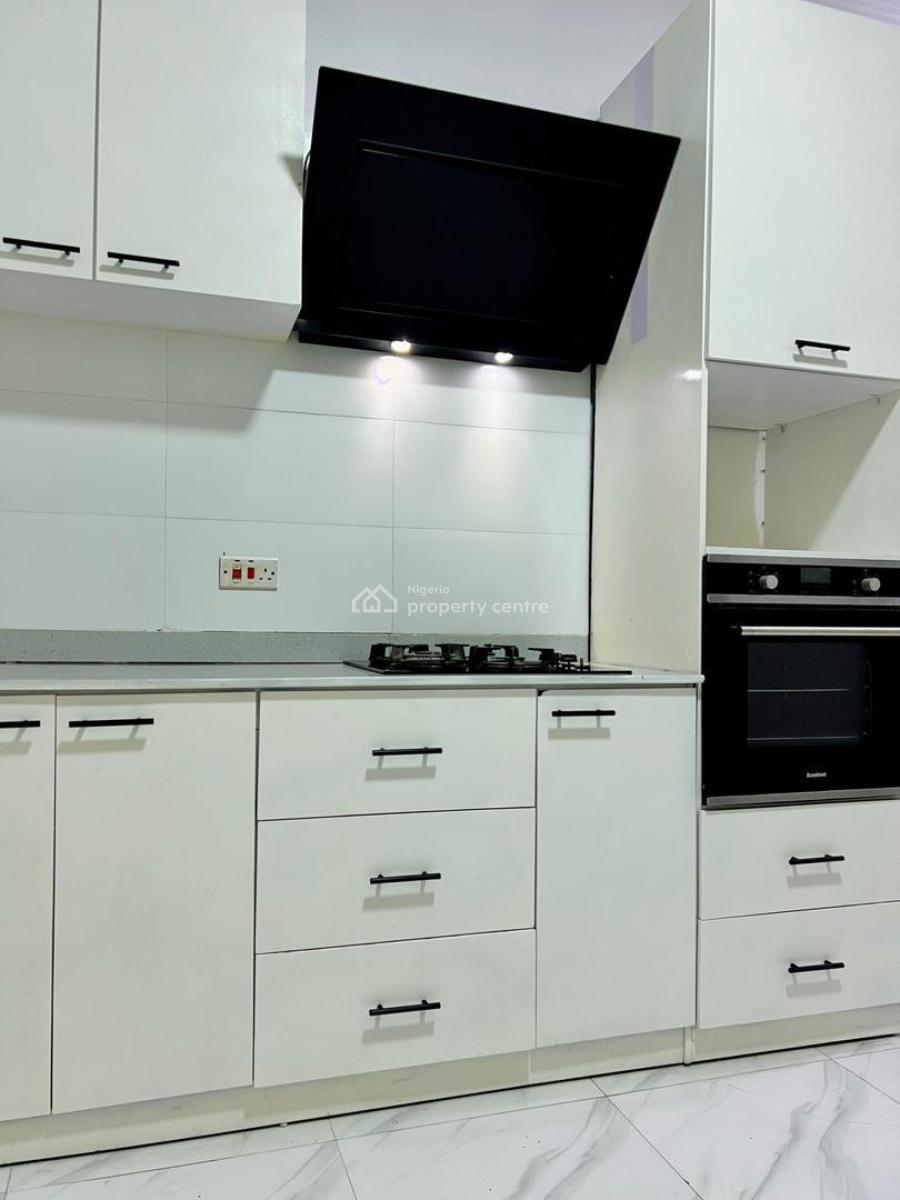 Cute 2 Bedrooms Apartment + Ps5 + Snooker + Board Games + Guitar + Power Bike, Meadow Hall Way, Ikate, Lekki, Lagos, Flat / Apartment Short Let