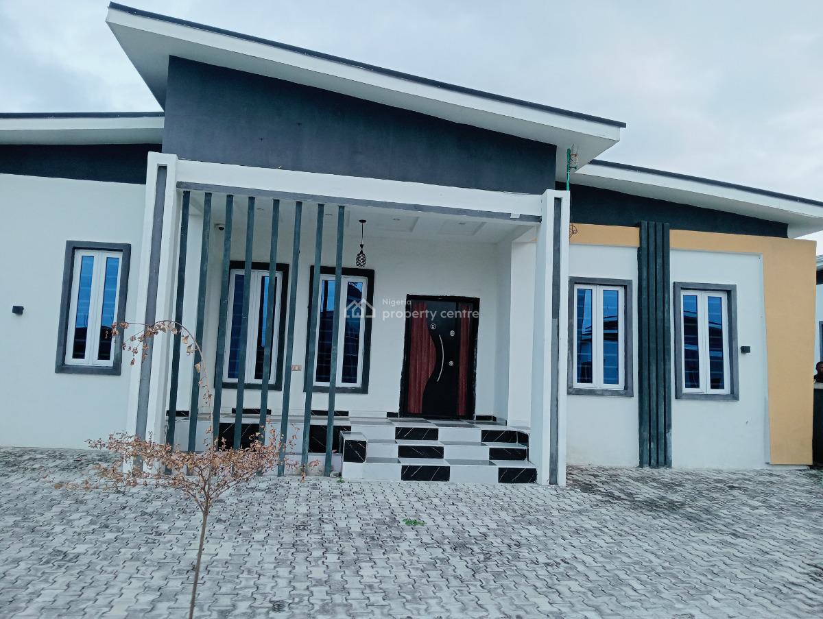 Pay&park in 3 Bedroom Bungalow with Bq, Wondercourt Bungalows Oribanwa Awoyaya, Ajah, Lagos, Detached Bungalow for Sale