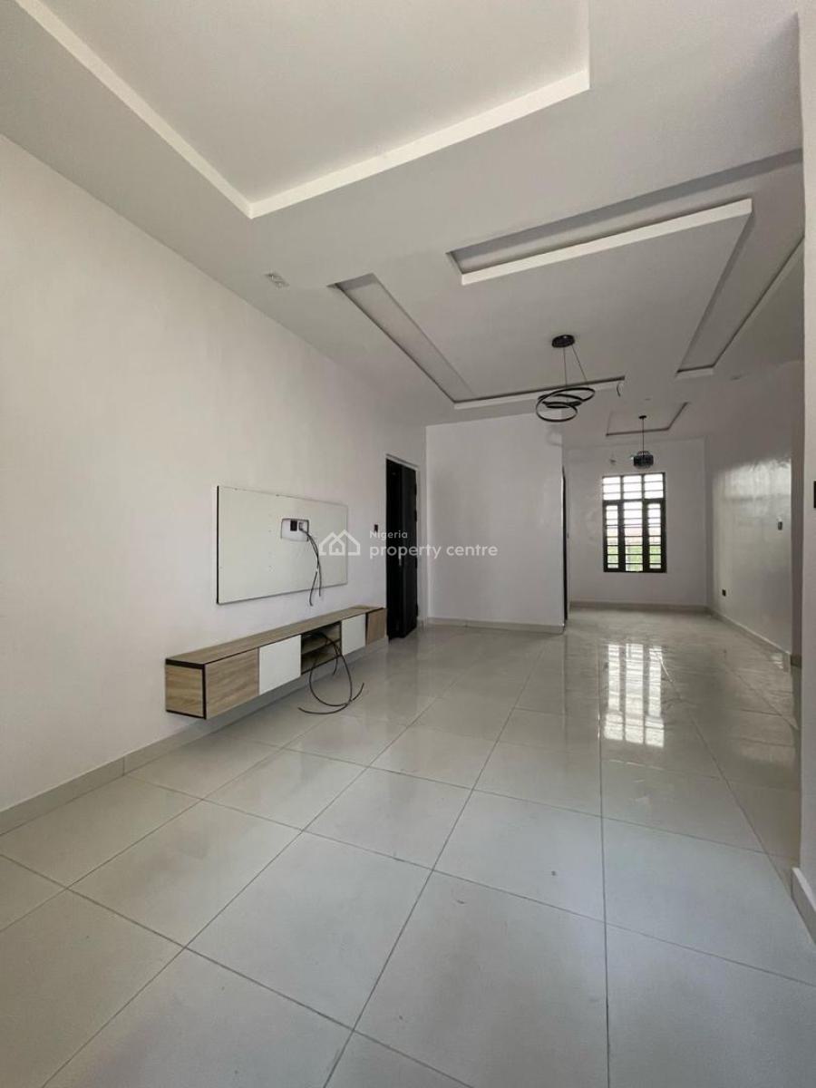 Luxurious 2 Bedroom Apartment with Gym, Ajah, Ajah, Lagos, Block of Flats for Sale