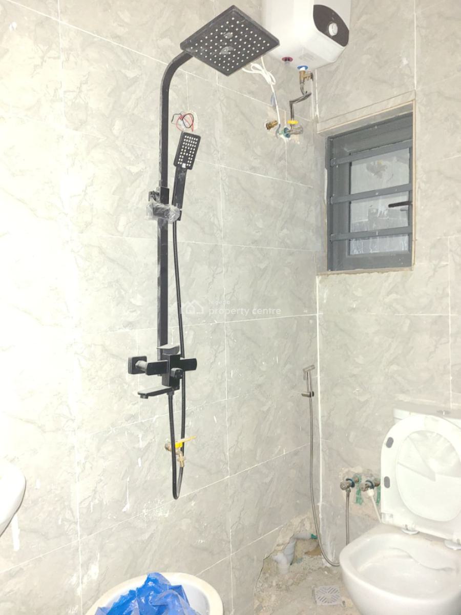 Luxurious and Spacious 2 Bedroom Apartment, Rockstone Estate,badore, Ajah, Lagos, Flat / Apartment for Rent