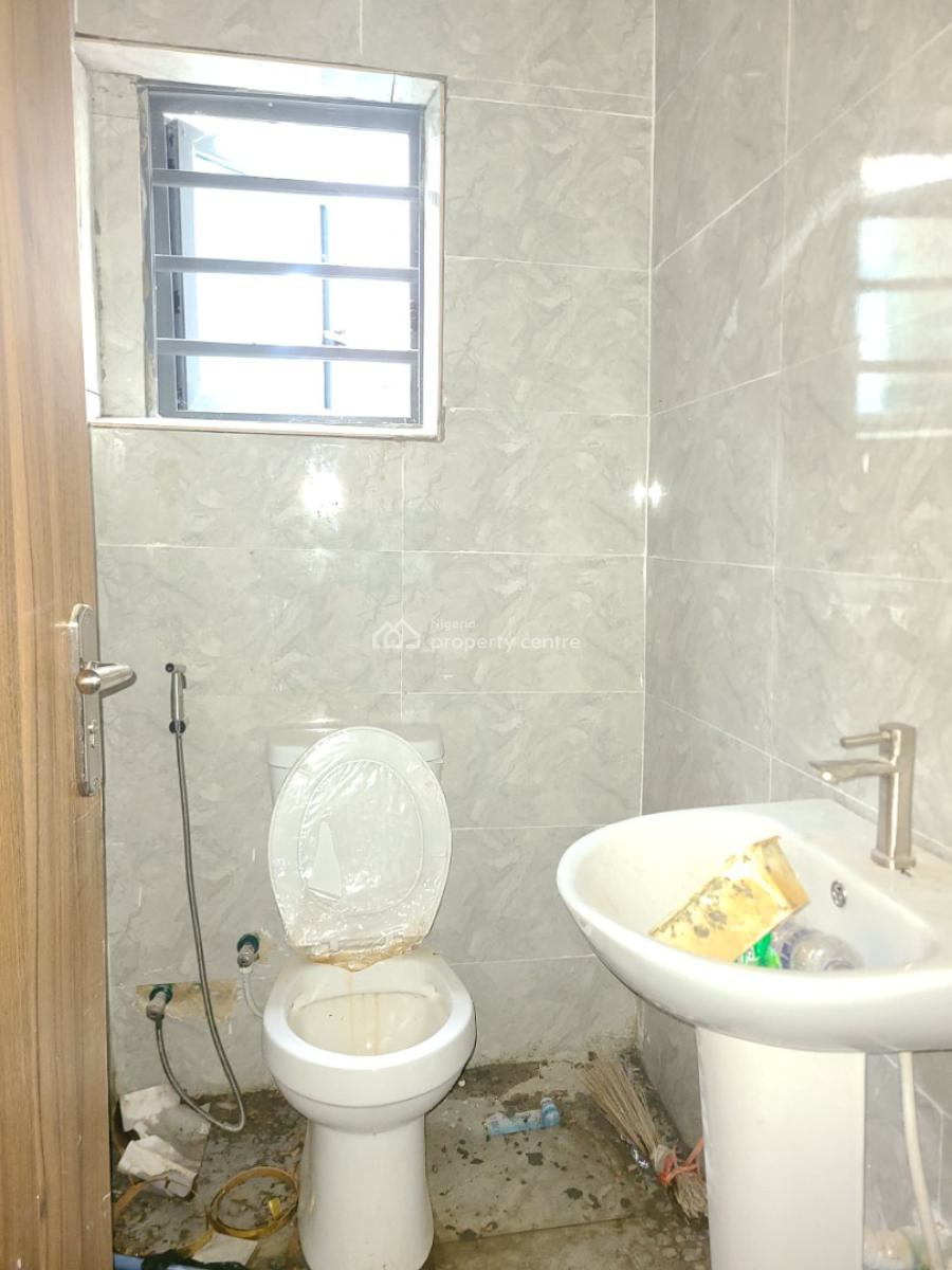 Luxurious and Spacious 2 Bedroom Apartment, Rockstone Estate,badore, Ajah, Lagos, Flat / Apartment for Rent