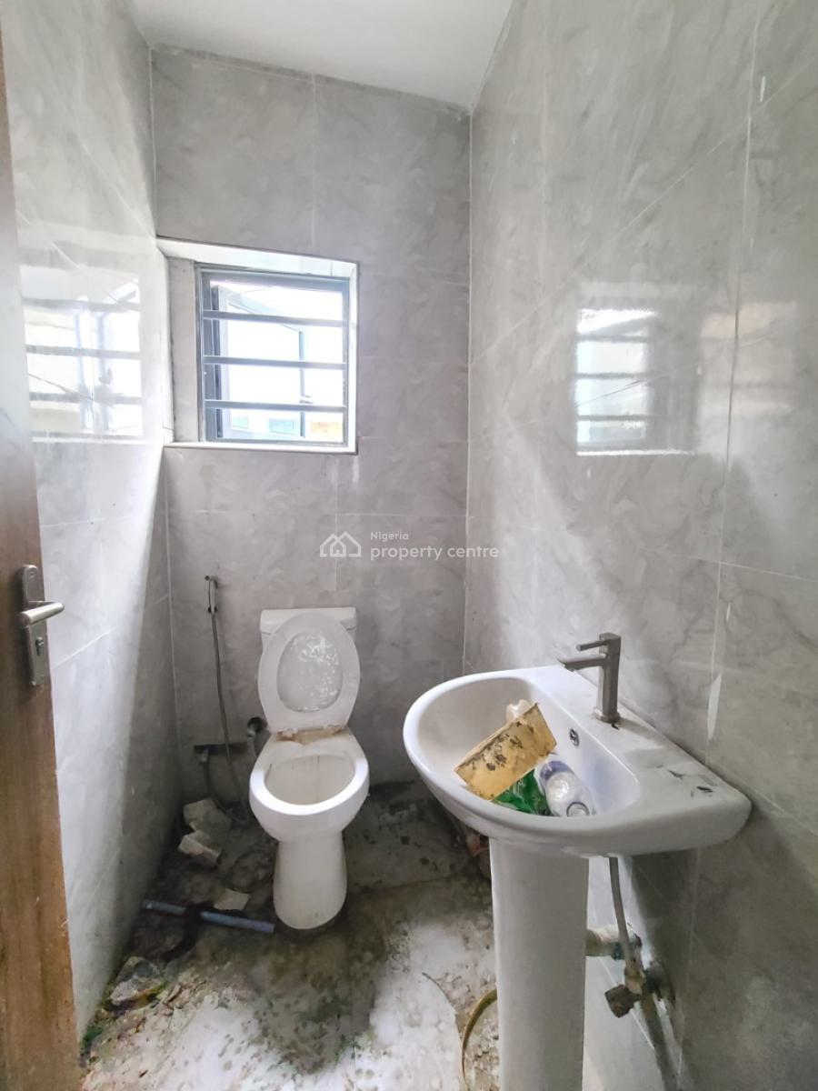 Luxurious and Spacious 2 Bedroom Apartment, Rockstone Estate,badore, Ajah, Lagos, Flat / Apartment for Rent