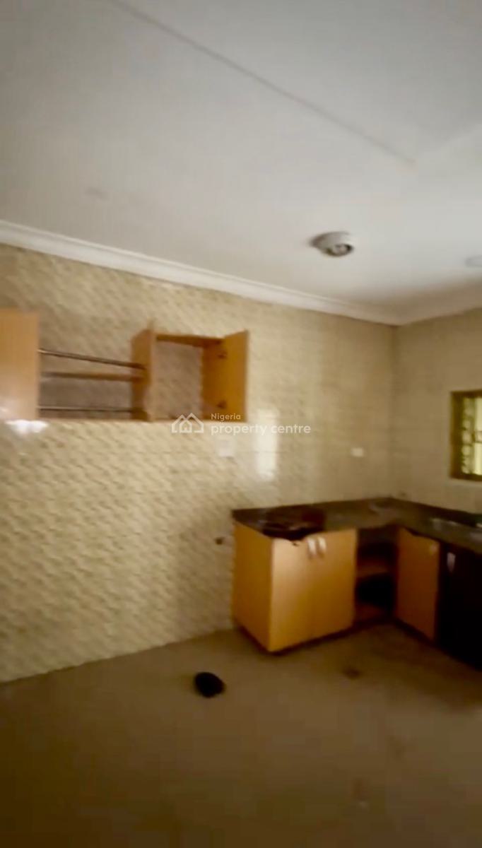 Very Spacious and Standard Three (3) Bedroom Apartment, Zone E Extension, Apo, Abuja, Flat / Apartment for Rent