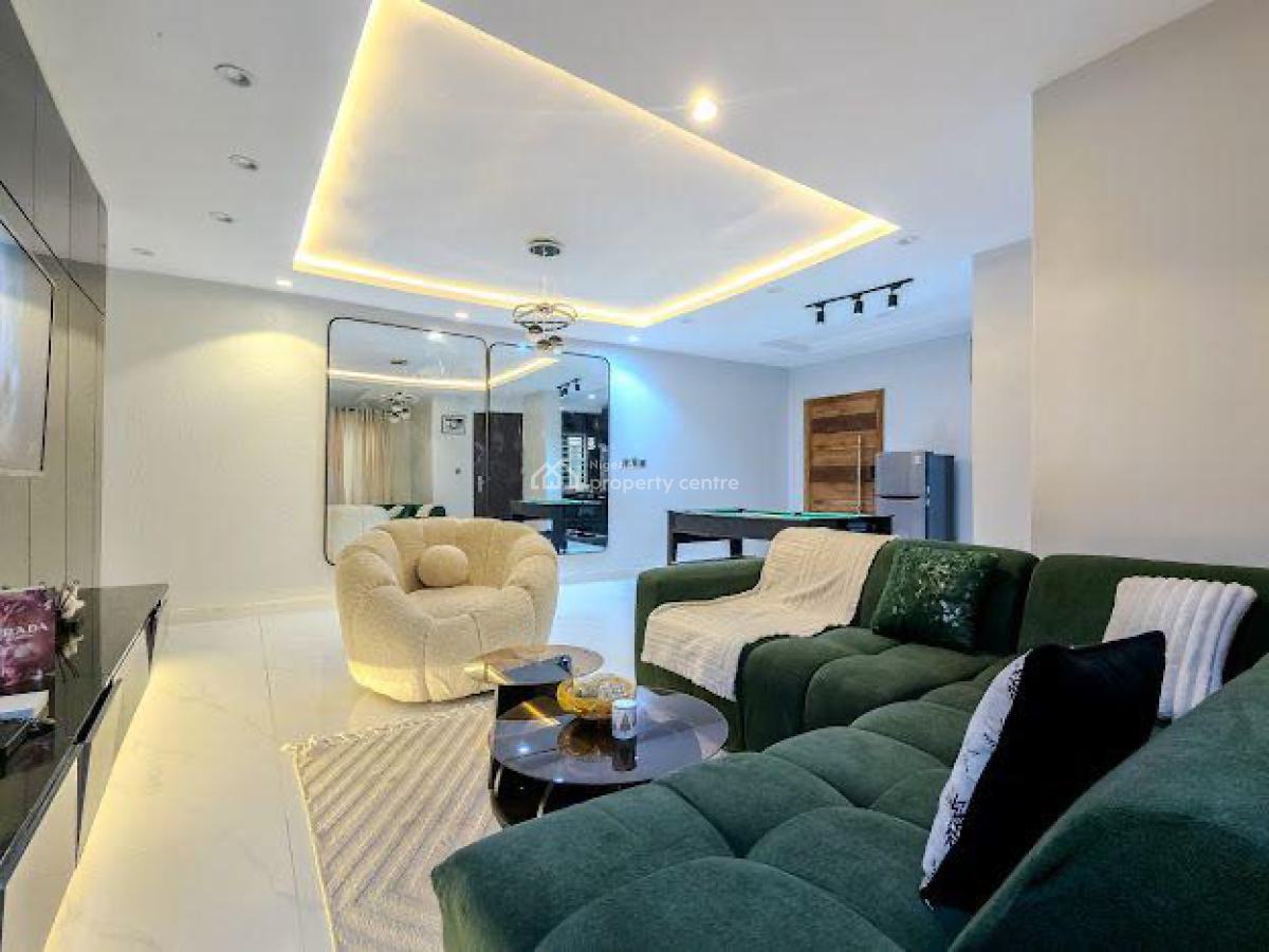 Newly Fresh Baked My Luxury 1 Bedroom Beach View, Pool, Snooker, T, Lekki Phase 1, Lekki, Lagos, Flat / Apartment Short Let