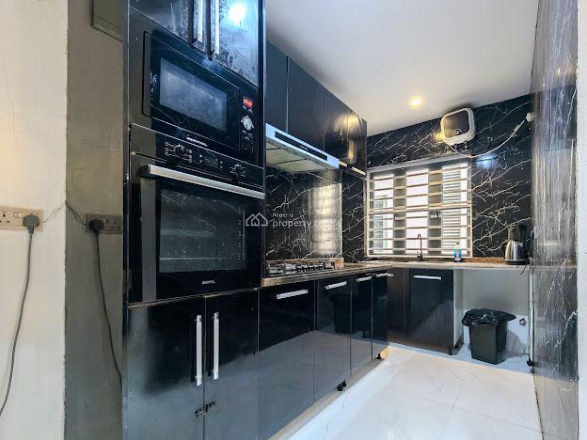 Newly Fresh Baked My Luxury 1 Bedroom Beach View, Pool, Snooker, T, Lekki Phase 1, Lekki, Lagos, Flat / Apartment Short Let