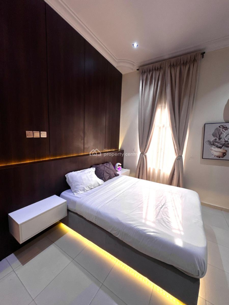 Luxurious Two Bedroom Apartment+ Pool +ps5, Lekki Phase 1, Lekki, Lagos, Flat / Apartment Short Let