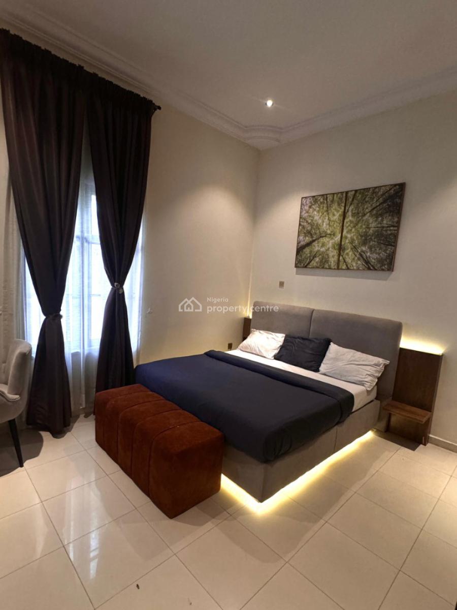 Luxurious Two Bedroom Apartment+ Pool +ps5, Lekki Phase 1, Lekki, Lagos, Flat / Apartment Short Let