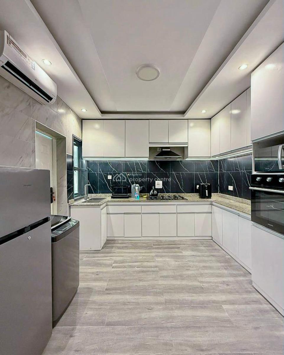 Four Bedroom Maisonette , Off Admiralty Way , Lekki Phase 1, Lekki Phase 1, Lekki, Lagos, Flat / Apartment Short Let