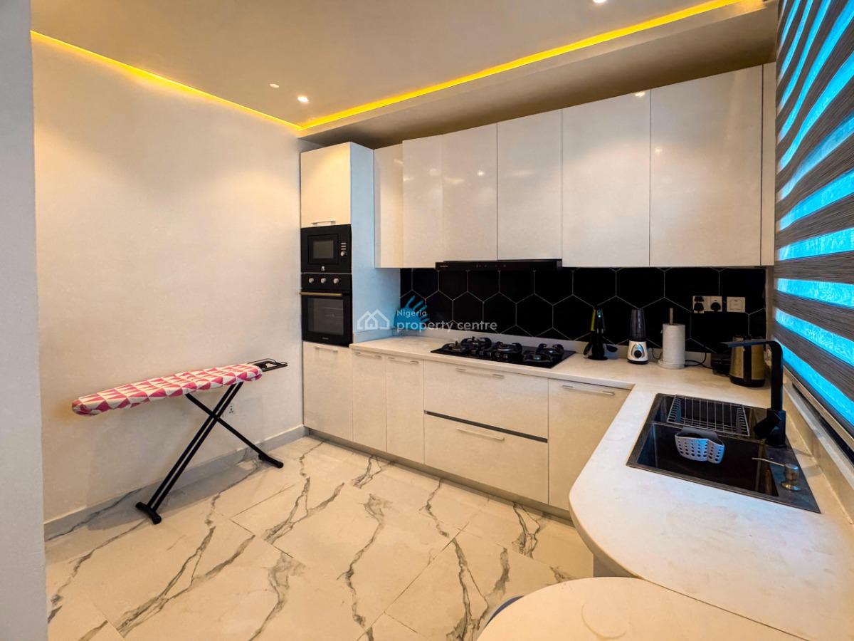 Luxurious Two Bedroom with Snooker, Treadmill, and Electric Cycle., Victoria Island (vi), Lagos, Flat / Apartment Short Let