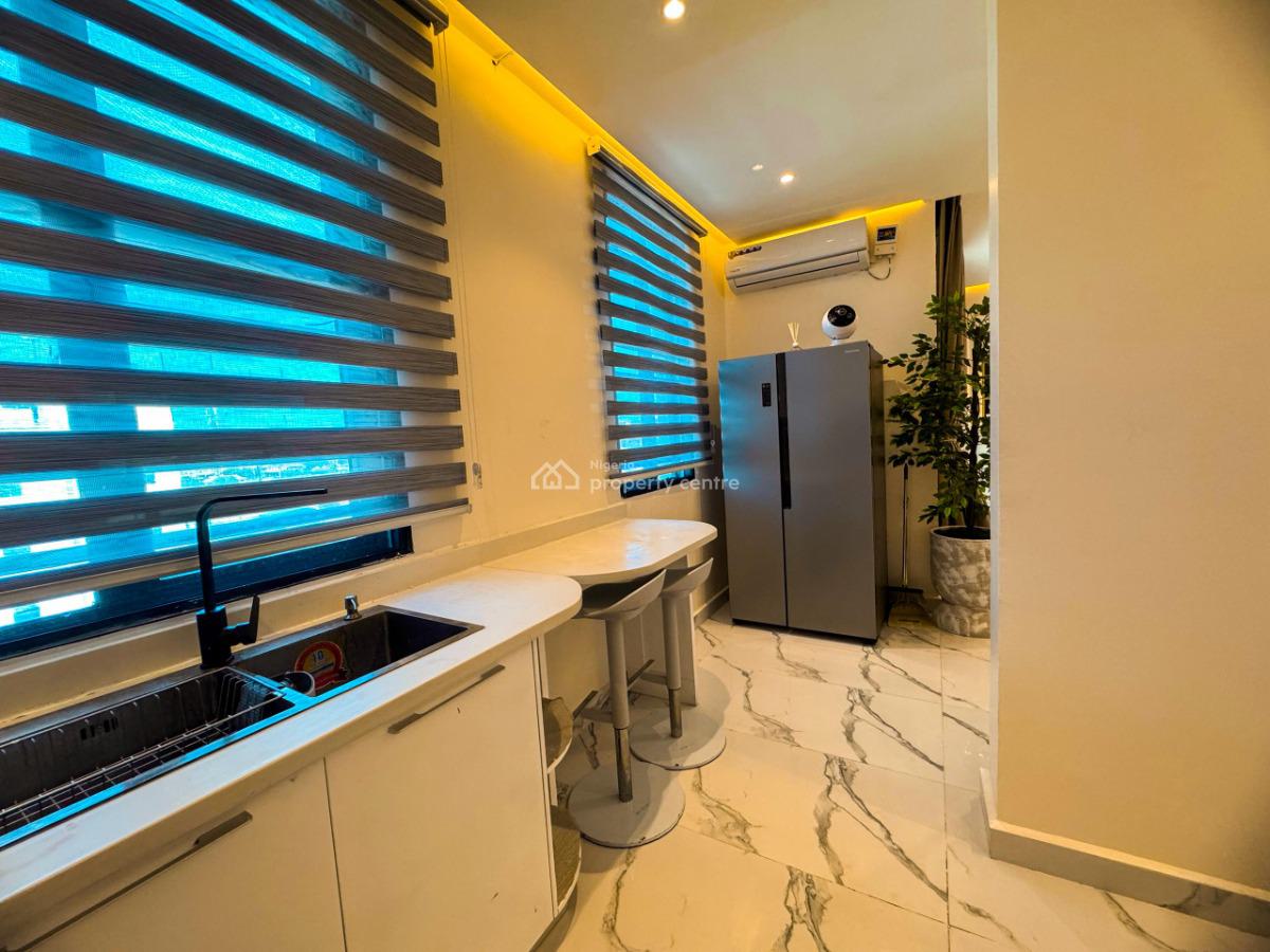 Luxurious Two Bedroom with Snooker, Treadmill, and Electric Cycle., Victoria Island (vi), Lagos, Flat / Apartment Short Let