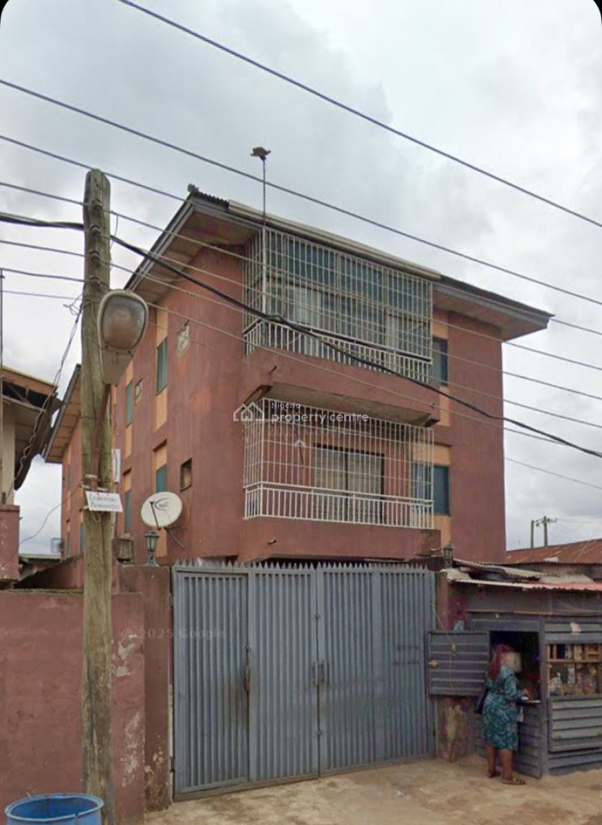 3 Bedroom Flat, Shogunle, Shogunle, Oshodi, Lagos, Flat / Apartment for Rent