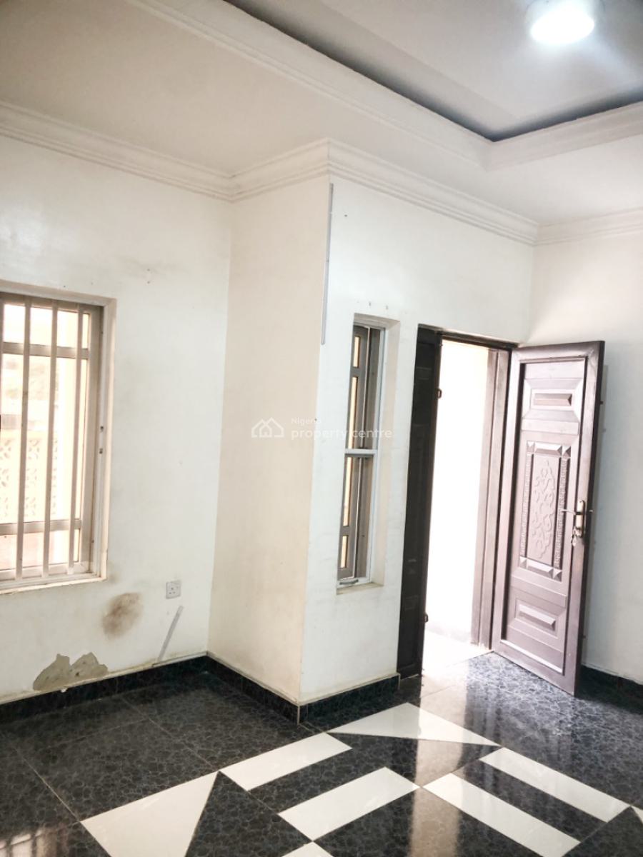 Luxury 3 Bedroom Flat, Gra Phase 1, Magodo, Lagos, Flat / Apartment for Rent