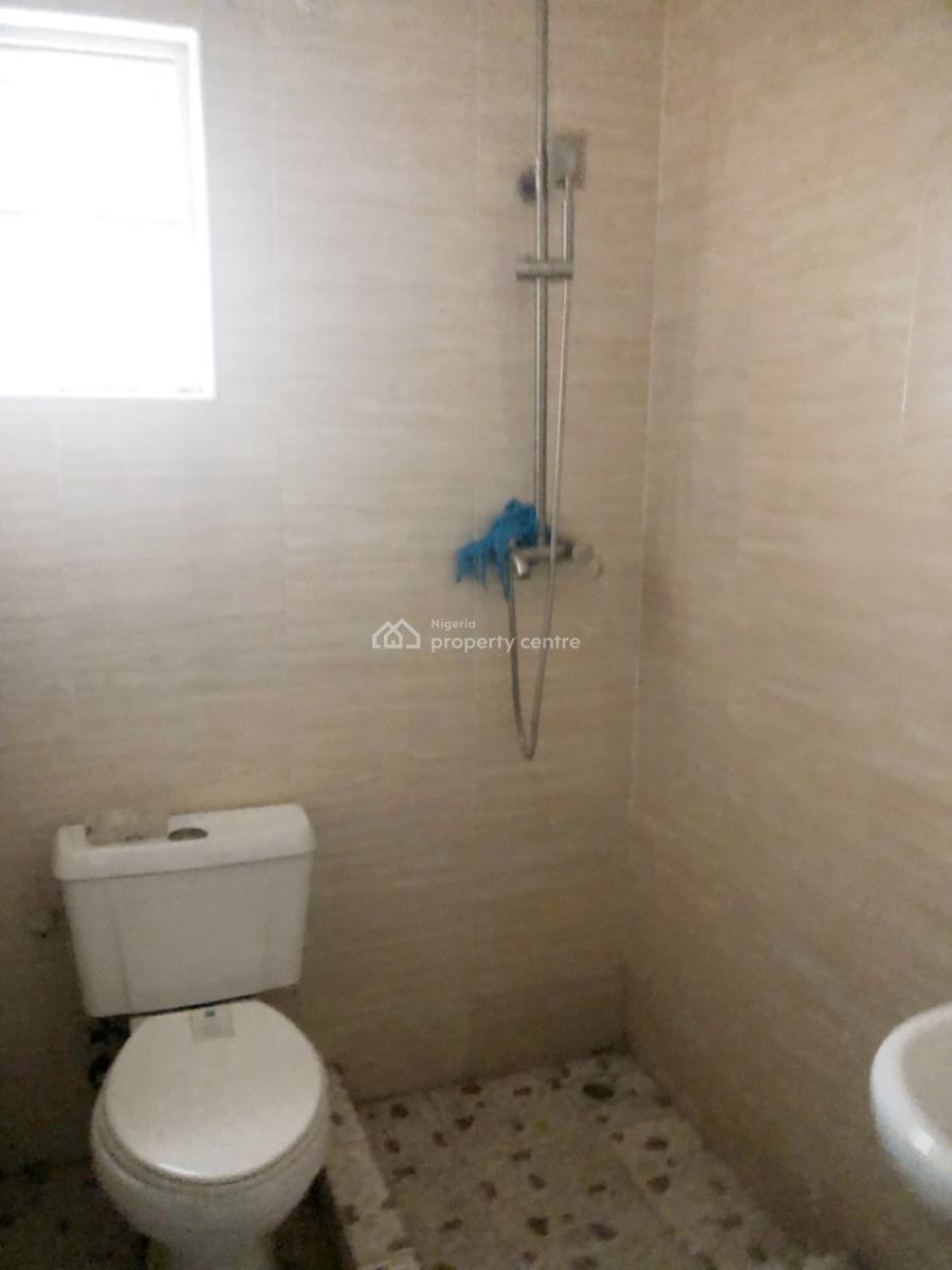Luxury 3 Bedroom Flat, Gra Phase 1, Magodo, Lagos, Flat / Apartment for Rent