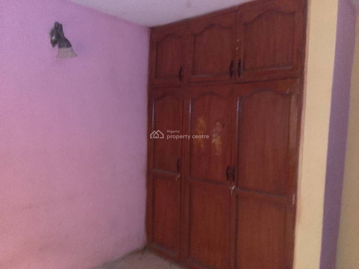 3bed 2 in a Compound Maplewood Estate, Maplewood Estate, Oko-oba, Agege, Lagos, Flat / Apartment for Rent