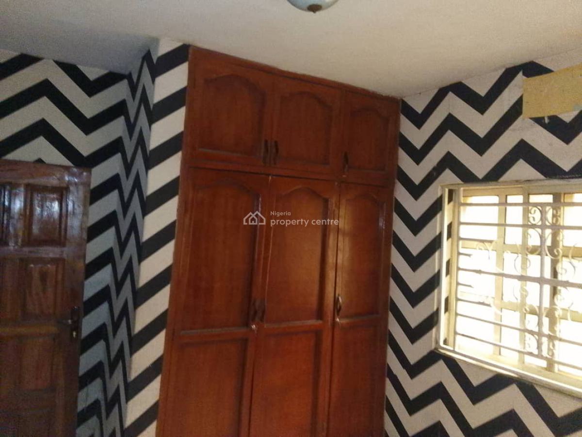 3bed 2 in a Compound Maplewood Estate, Maplewood Estate, Oko-oba, Agege, Lagos, Flat / Apartment for Rent