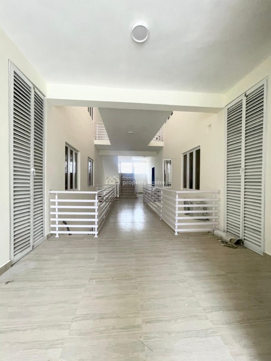 Three Bedroom Apartment, Ilaje, Ajah, Lagos, Block of Flats for Sale
