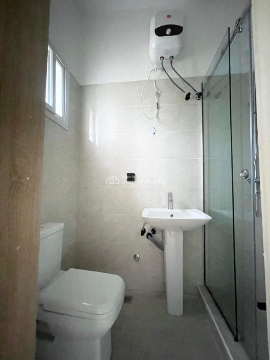 Three Bedroom Apartment, Ilaje, Ajah, Lagos, Block of Flats for Sale
