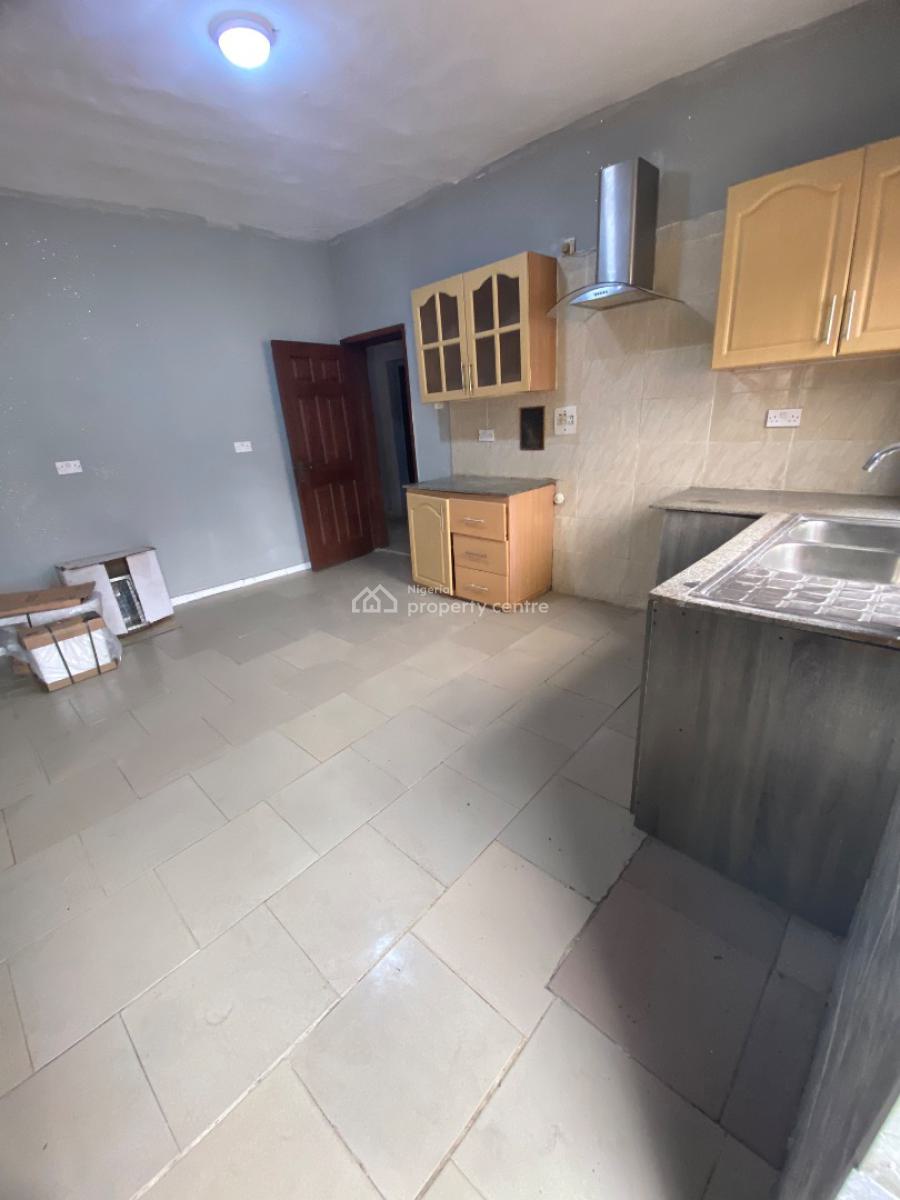 Just in: Downstairs All En Suite with 4 Toilets, Peninsula Garden Estate, Olokonla, Ajah, Lagos, Flat / Apartment for Rent