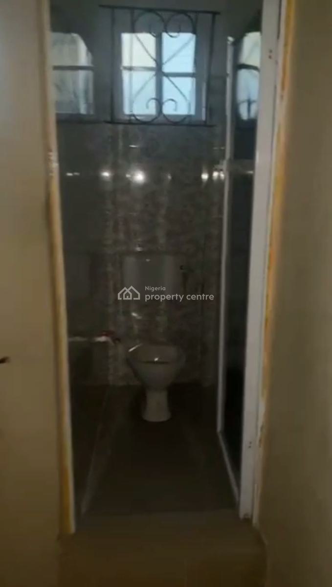 Lovely 2 Bedroom Apartment, Off Akilo Road, Ogba, Ikeja, Lagos, Flat / Apartment for Rent