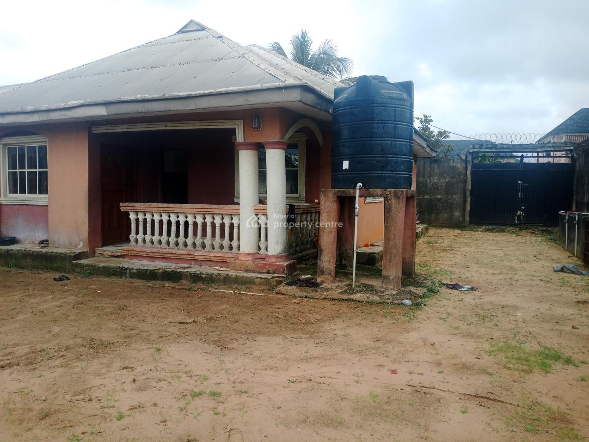 Land Facing The Major Road with a Bungalow, Opobo Junction Ogborhills, Aba, Abia, Land for Sale