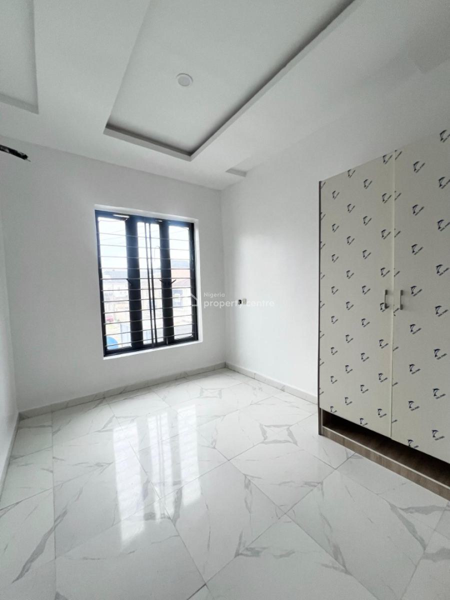 Two Bedroom Apartment, Ikate, Lekki, Lagos, Block of Flats for Sale