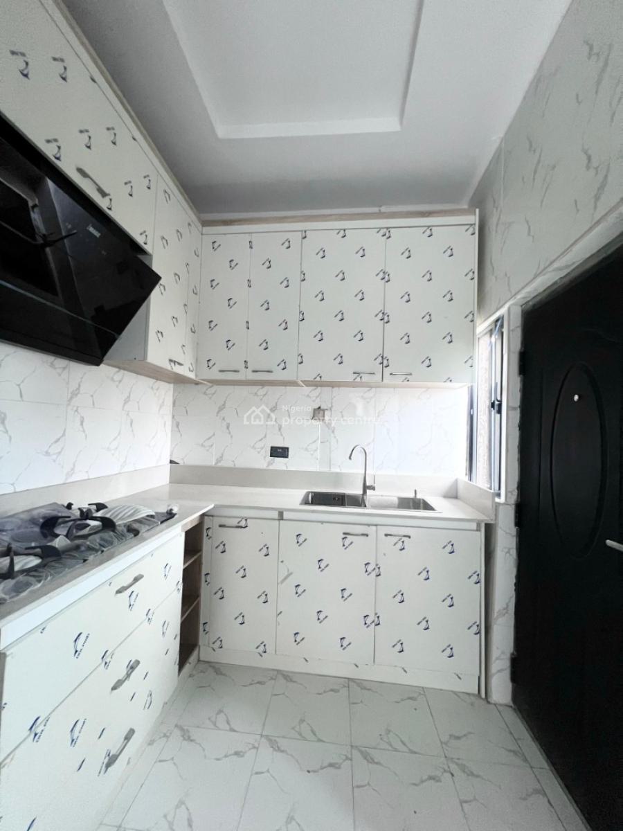Two Bedroom Apartment, Ikate, Lekki, Lagos, Block of Flats for Sale
