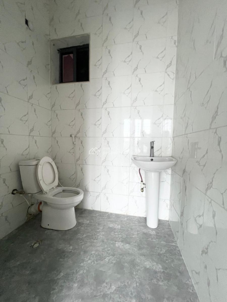 Two Bedroom Apartment, Ikate, Lekki, Lagos, Block of Flats for Sale