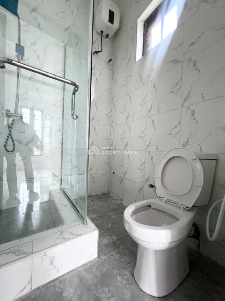 Two Bedroom Apartment, Ikate, Lekki, Lagos, Block of Flats for Sale