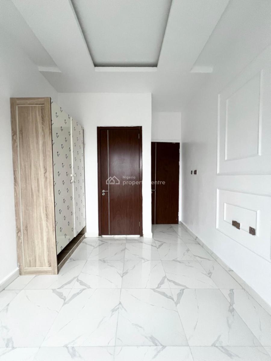 Two Bedroom Apartment, Ikate, Lekki, Lagos, Block of Flats for Sale