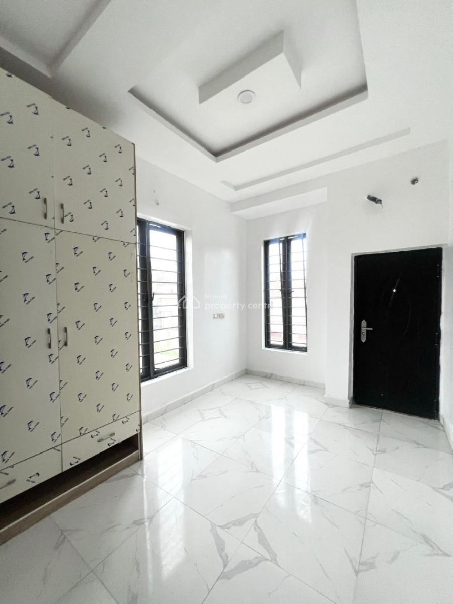 Two Bedroom Apartment, Ikate, Lekki, Lagos, Block of Flats for Sale