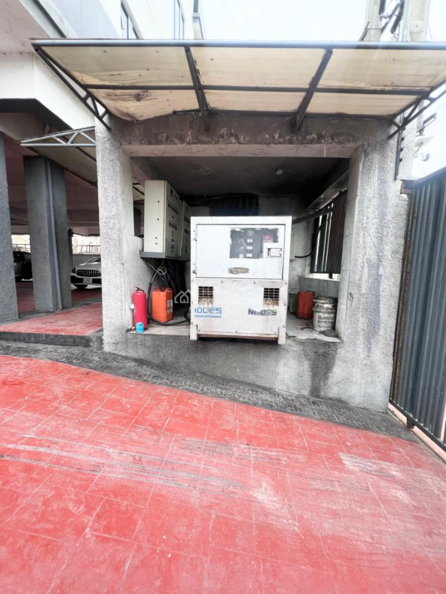 Two Bedroom Apartment, Ikate, Lekki, Lagos, Block of Flats for Sale
