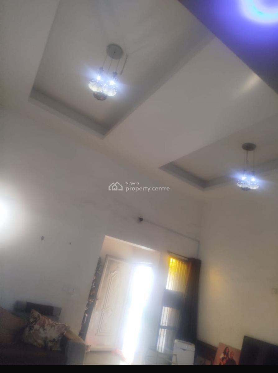 3 Bedroom Detached Duplex, Ladega Street, Off Durajaiye Street, Surulere, Lagos, Detached Duplex for Sale