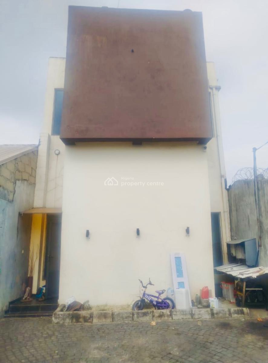 3 Bedroom Detached Duplex, Ladega Street, Off Durajaiye Street, Surulere, Lagos, Detached Duplex for Sale