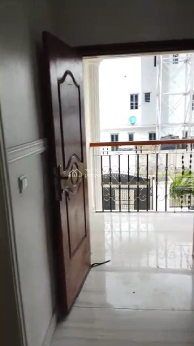 Spacious 3brm Flat Apartment, Chisco Ikate Lekki, Lekki, Lagos, Flat / Apartment for Rent