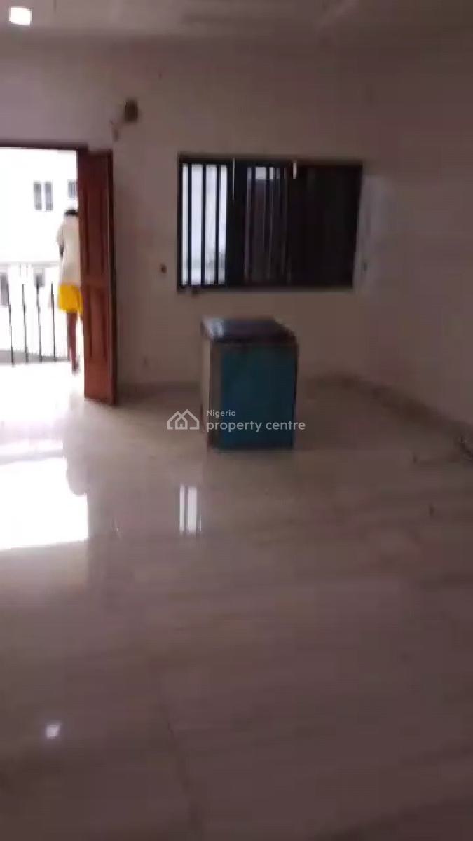 Spacious 3brm Flat Apartment, Chisco Ikate Lekki, Lekki, Lagos, Flat / Apartment for Rent