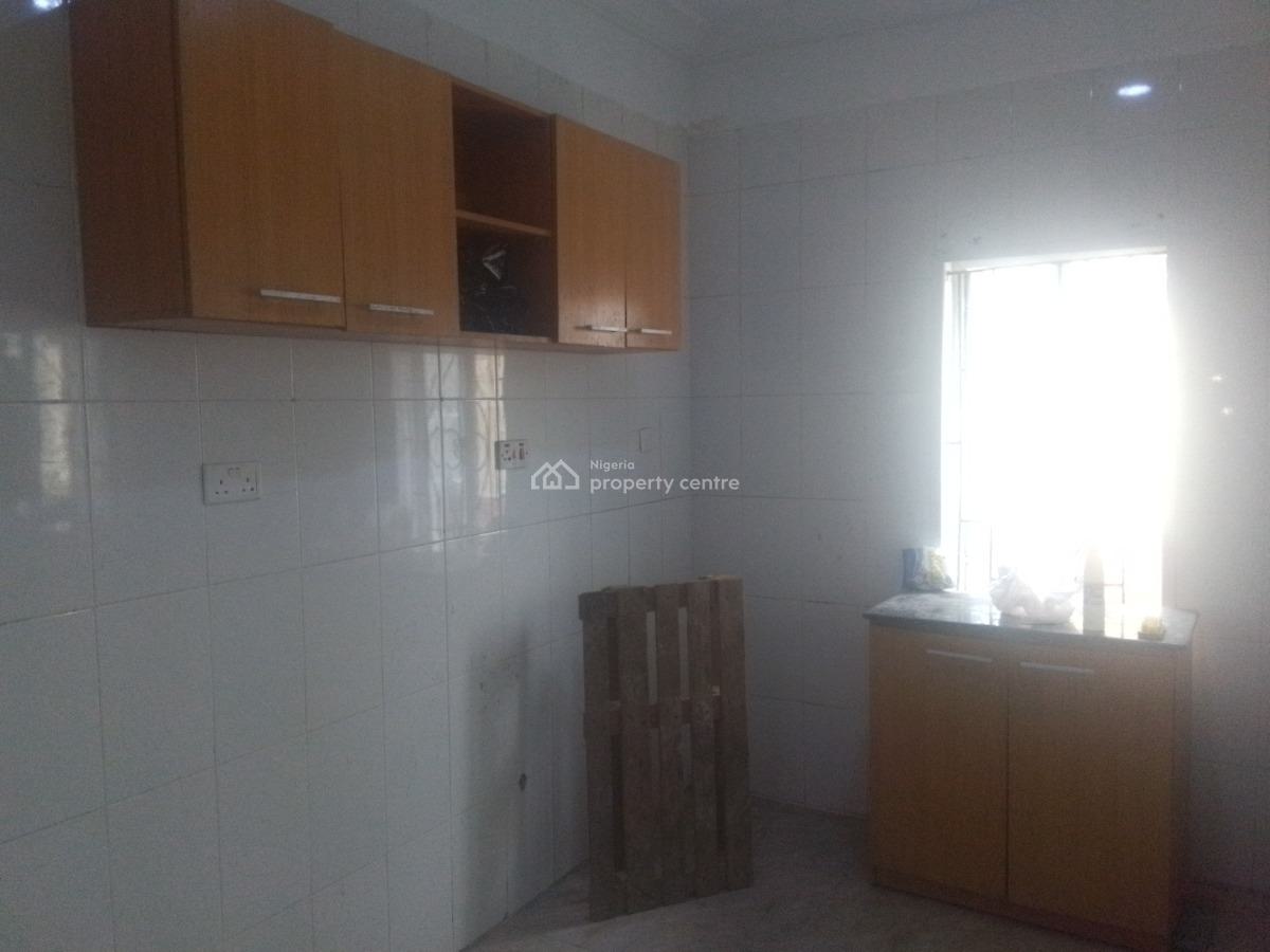 Luxury 2 Bedroom Flat with Excellent Features, Ogombo Rd, Ogombo, Ajah, Lagos, Flat / Apartment for Rent