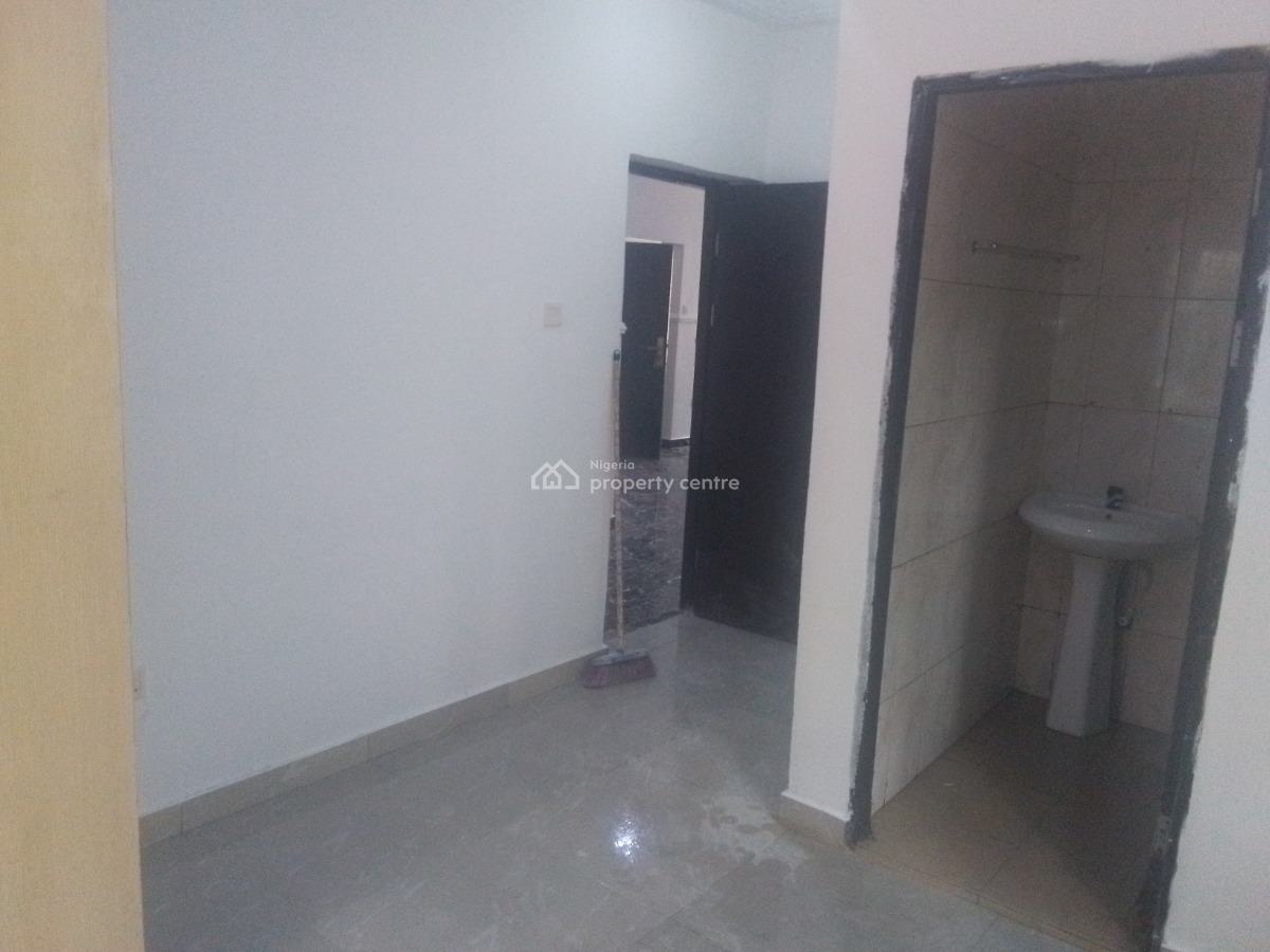 Luxury 2 Bedroom Flat with Excellent Features, Ogombo Rd, Ogombo, Ajah, Lagos, Flat / Apartment for Rent