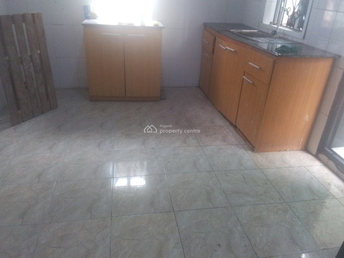 Luxury 2 Bedroom Flat with Excellent Features, Ogombo Rd, Ogombo, Ajah, Lagos, Flat / Apartment for Rent