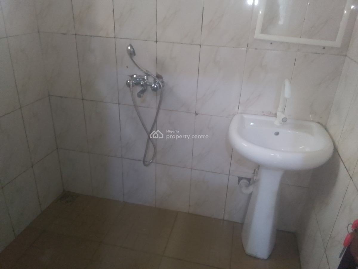 Luxury 2 Bedroom Flat with Excellent Features, Ogombo Rd, Ogombo, Ajah, Lagos, Flat / Apartment for Rent
