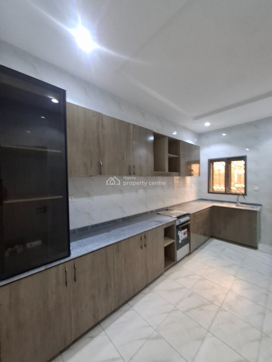 Standard Two Bedroom Apartment, Guzape District, Abuja, Flat / Apartment for Rent