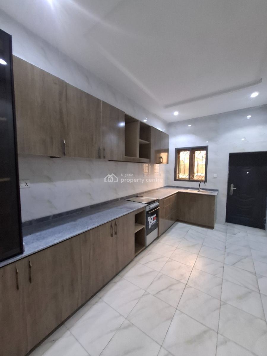 Standard Two Bedroom Apartment, Guzape District, Abuja, Flat / Apartment for Rent
