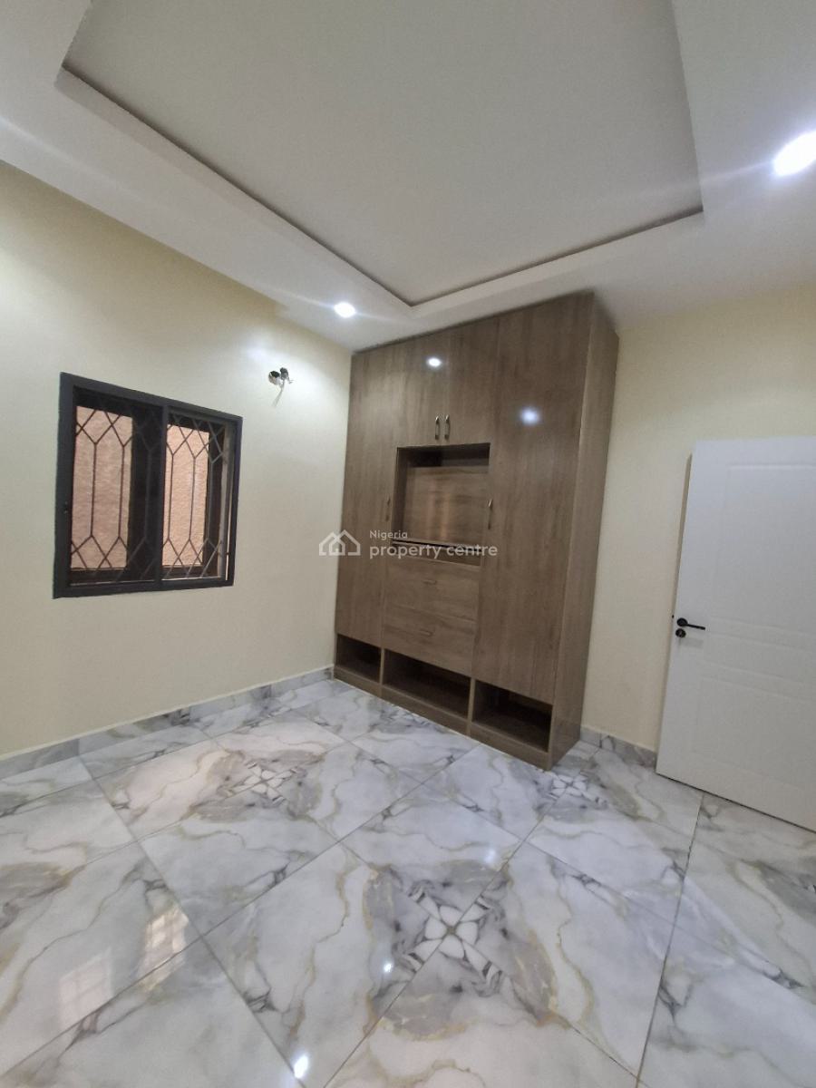 Standard Two Bedroom Apartment, Guzape District, Abuja, Flat / Apartment for Rent